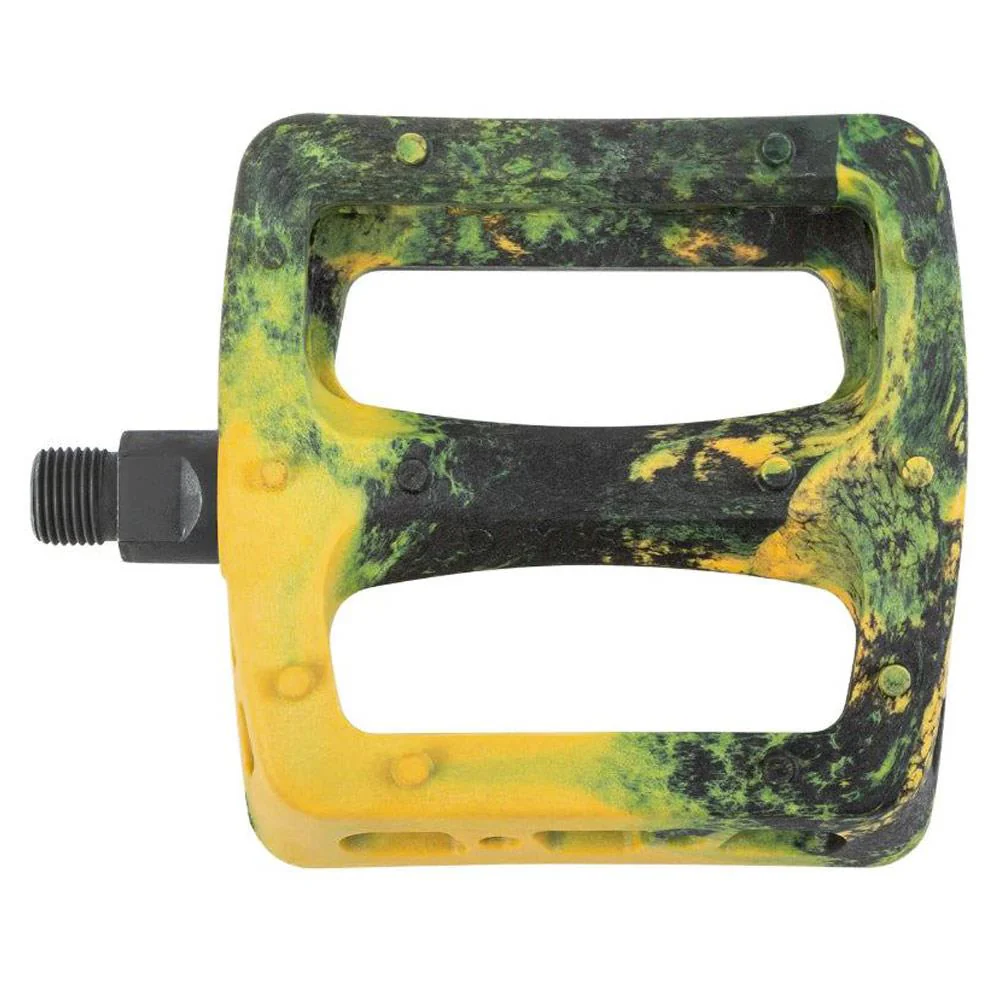Odyssey Twisted Plastic Pro Pedals - Image 4