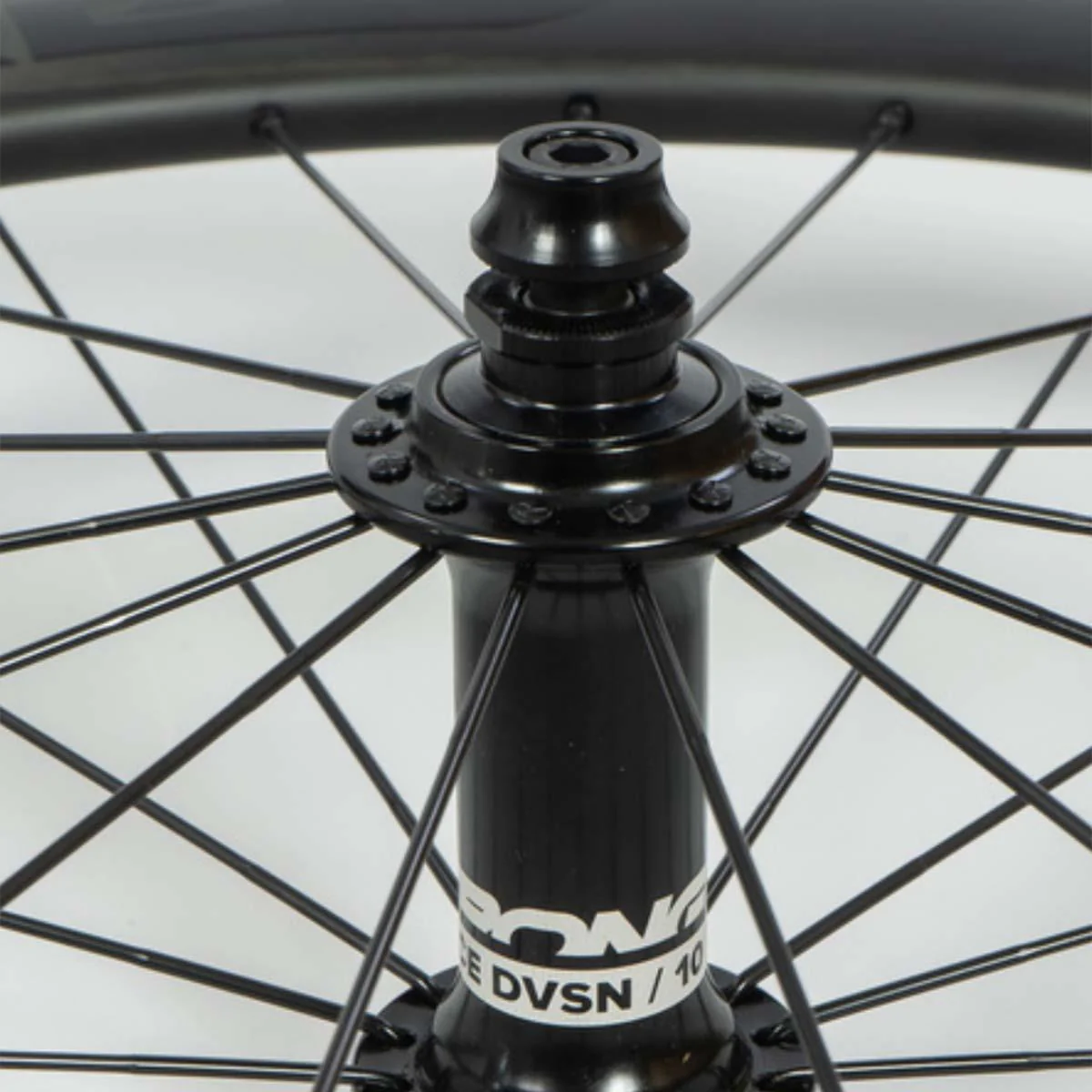 Stay Strong Carbon 20" Disc 1-3/8"" Wheelset - Image 3