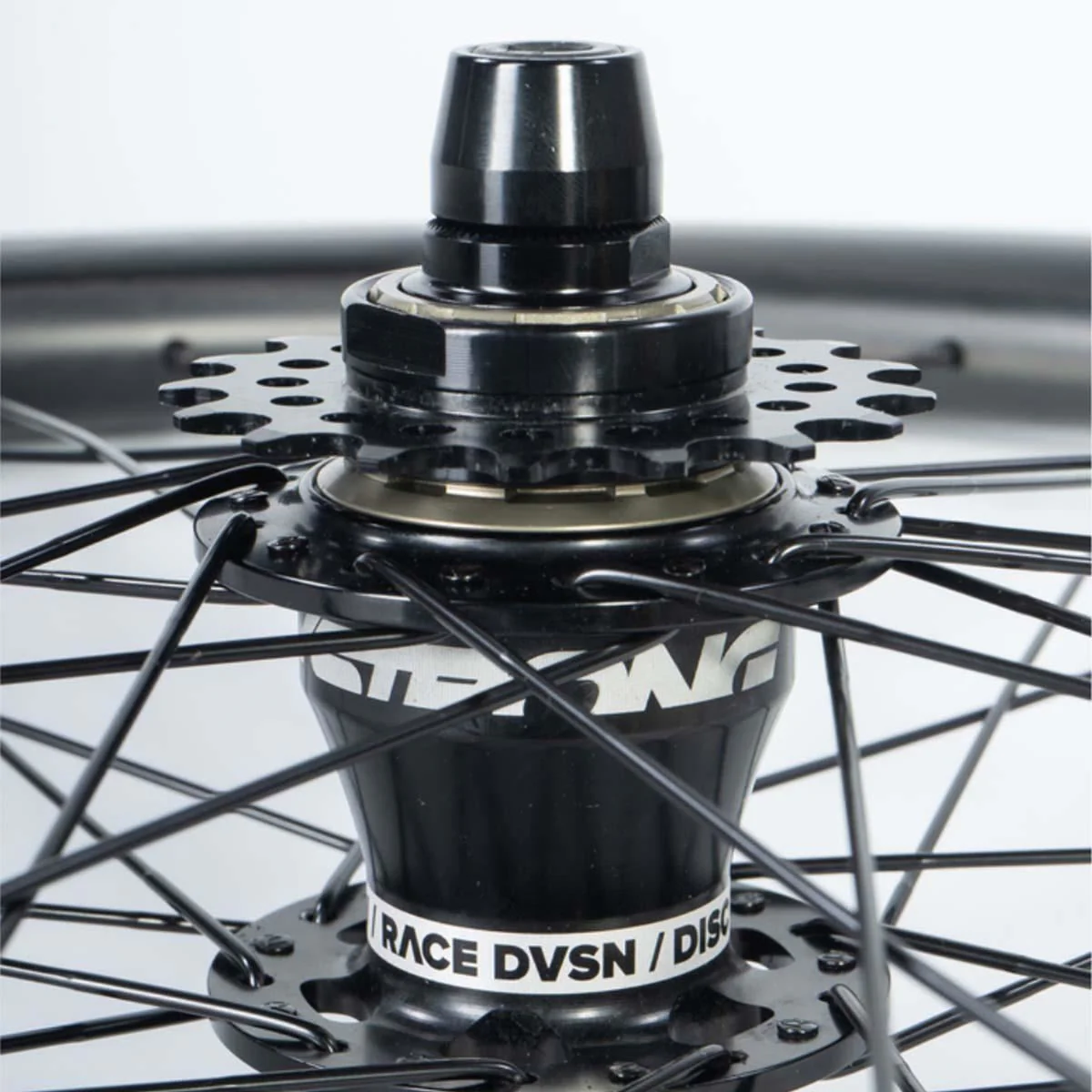 Stay Strong Carbon 24" Disc 1.75" Wheelset - Image 5