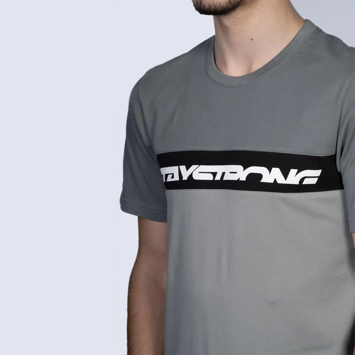 Stay Strong Cut Off T-Shirt - Black/Grey - Image 2