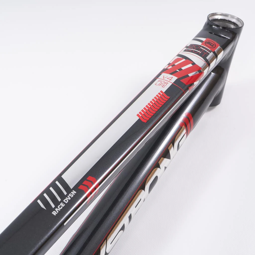 Stay Strong For Life 2023 V4 Expert XL Race Frame - Disc Version - Image 12
