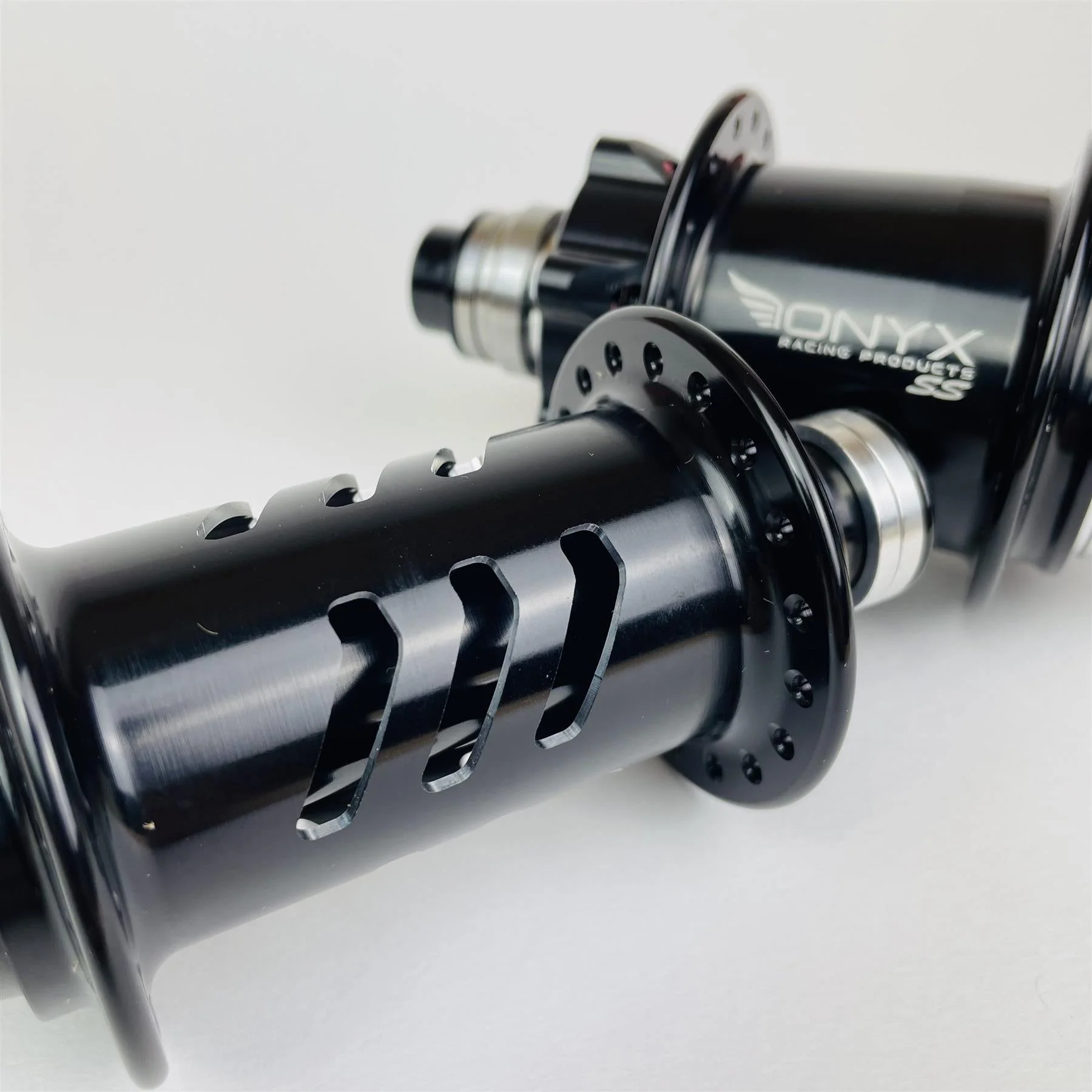 Stay Strong Limited Edition Onyx Ultra SS 36h Disc Hubset - 20mm (Front) 10mm (Rear) - Image 6
