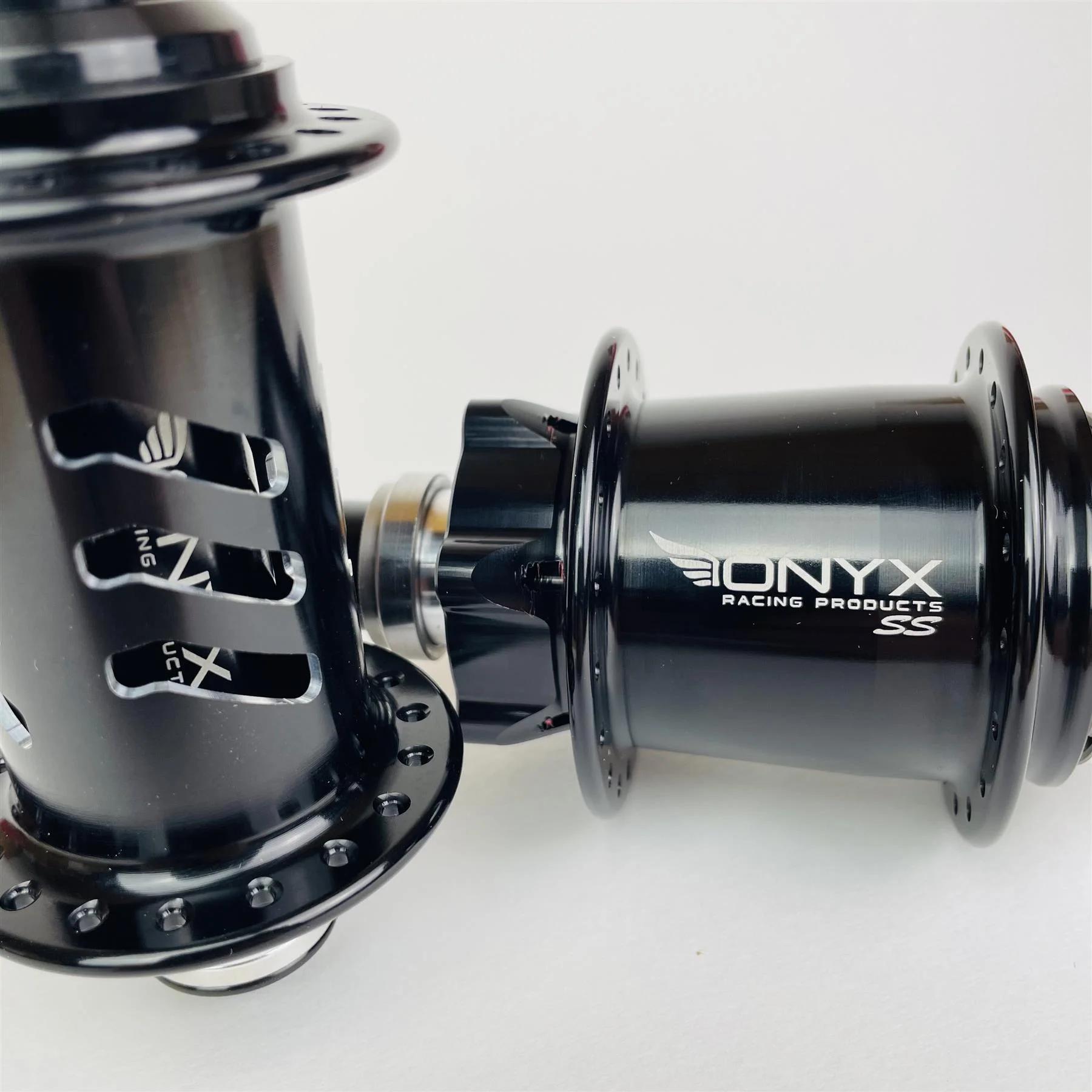 Stay Strong Limited Edition Onyx Ultra SS 36h Disc Hubset - 20mm (Front) 20mm (Rear) - Image 6