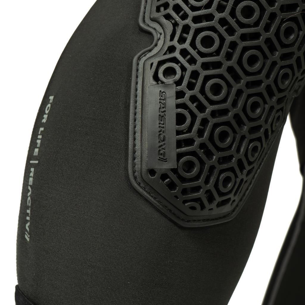 Stay Strong Reactiv Knee Guard - Image 5