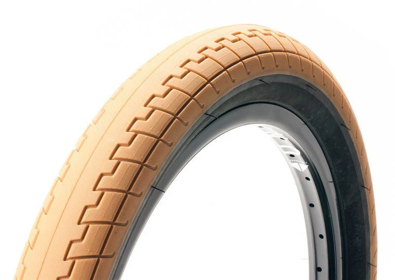 United Direct 2.4 Tyre - Image 3